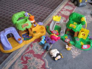 little people dinosaur set